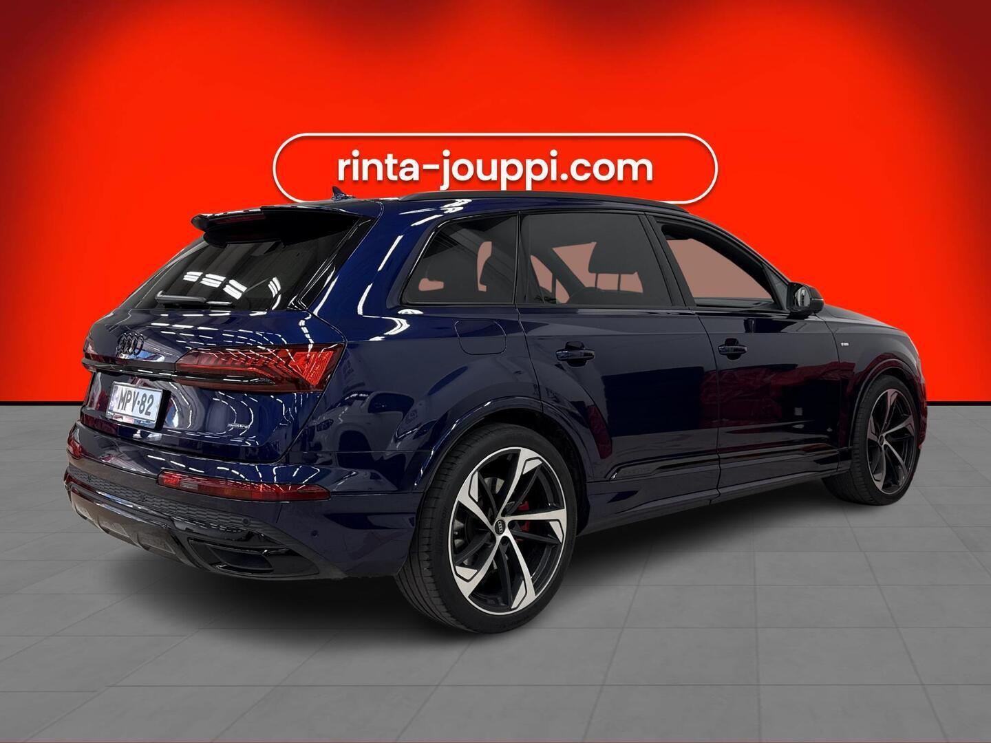 AUDI Q7 2023