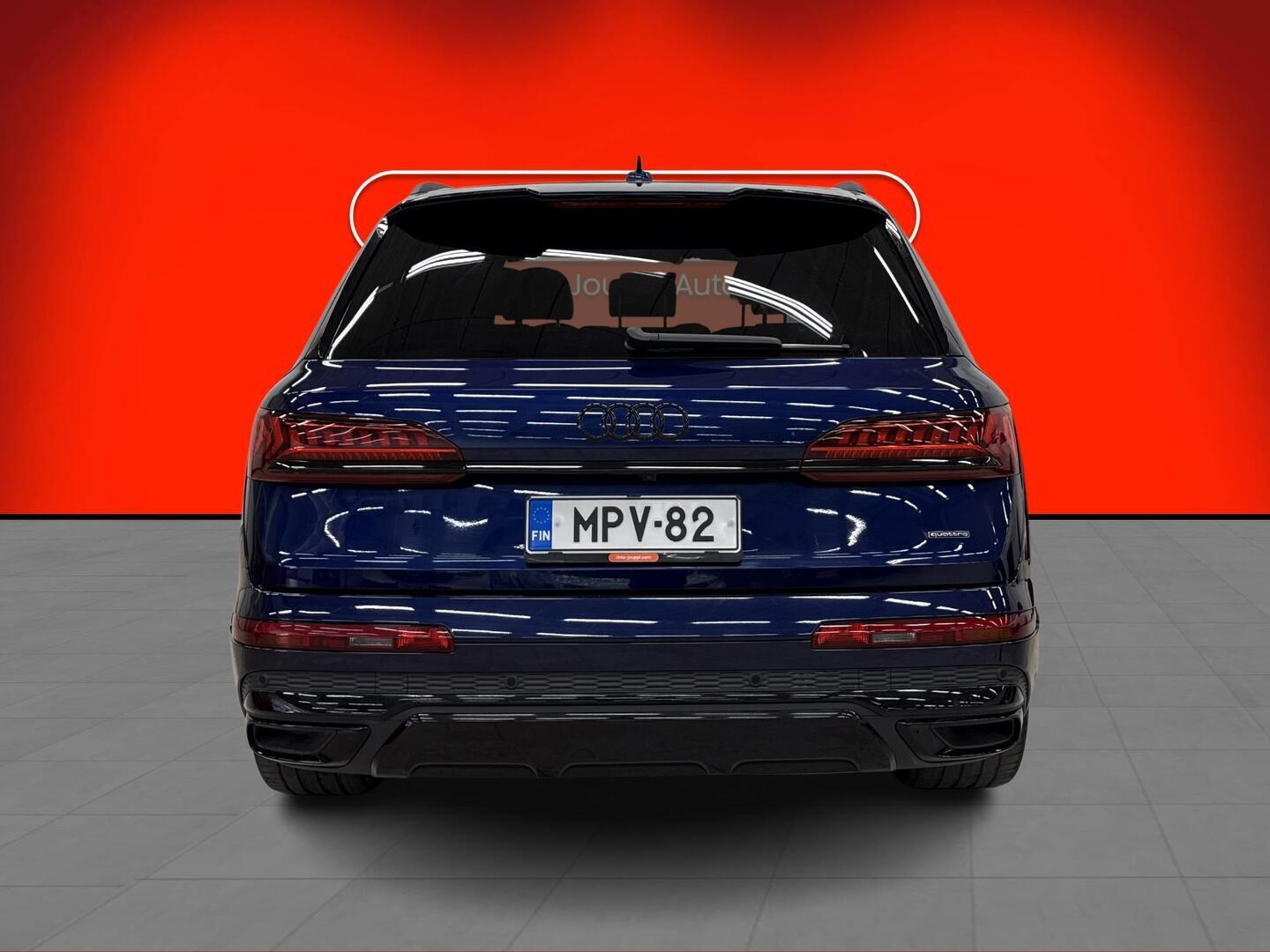 AUDI Q7 2023