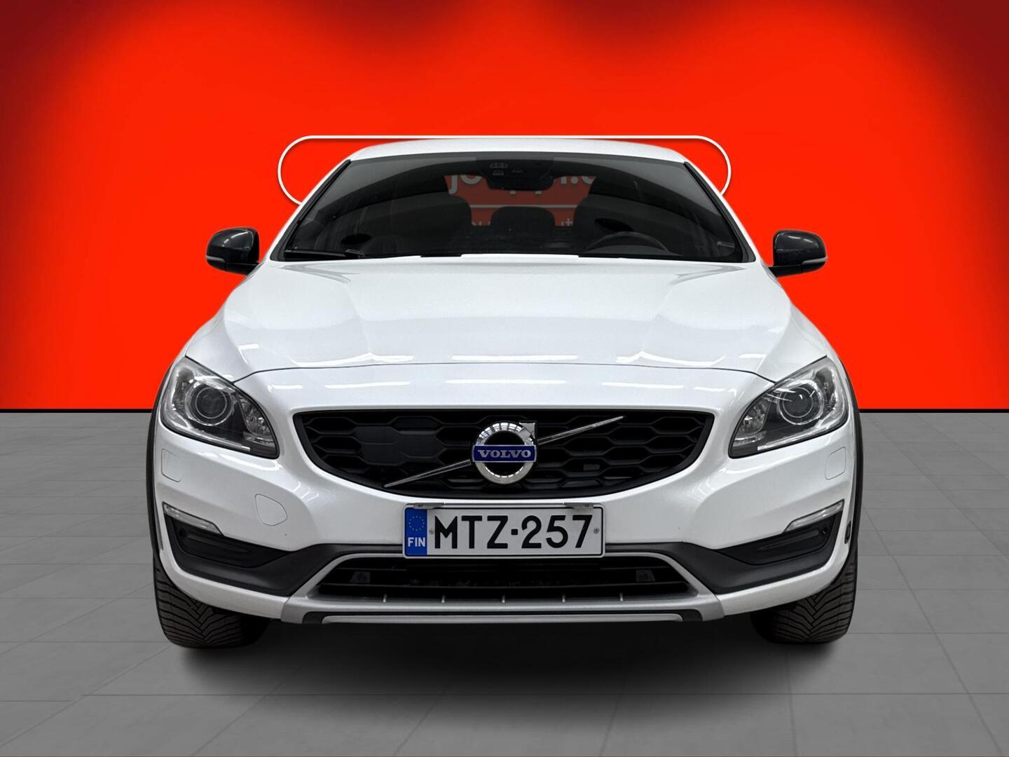 VOLVO S60 Cross Country 2016