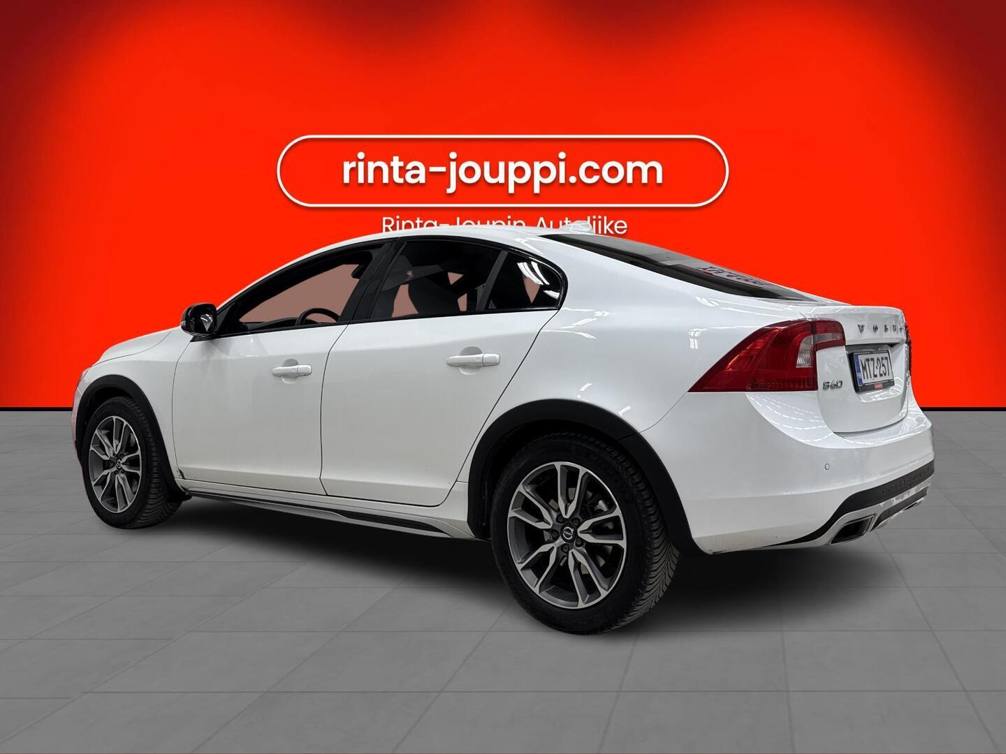 VOLVO S60 Cross Country 2016