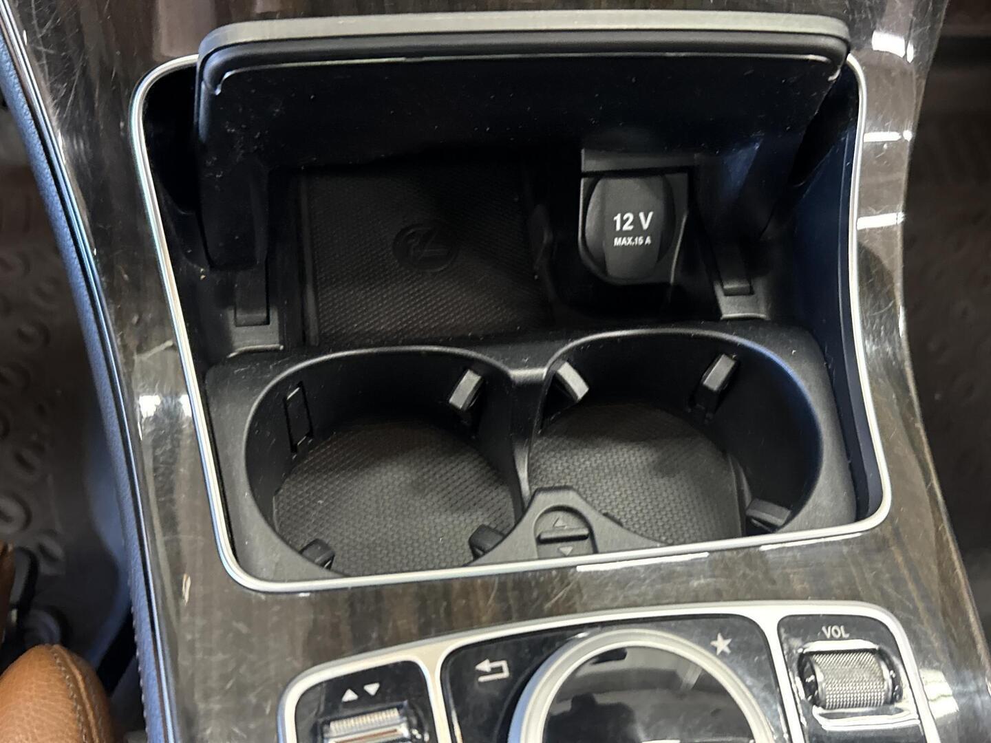 MERCEDES-BENZ GLC 2016