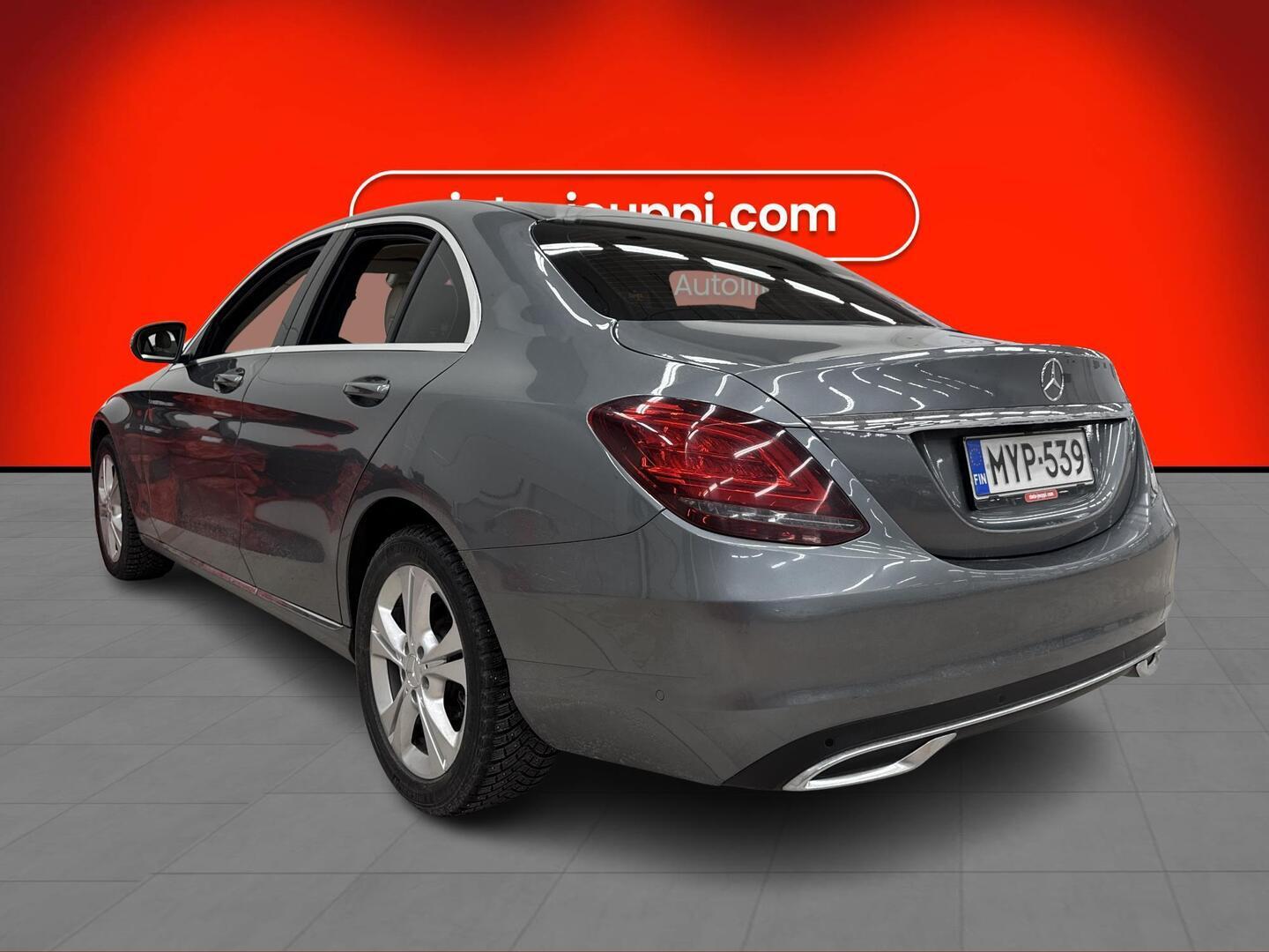 MERCEDES-BENZ C 2020