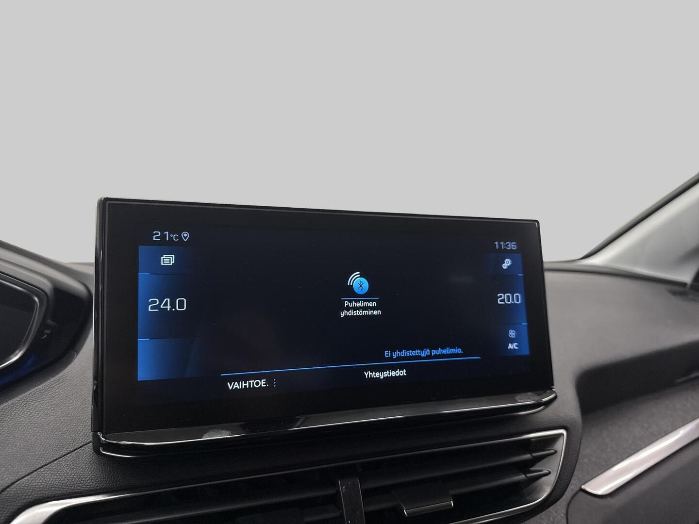 PEUGEOT 5008 2021