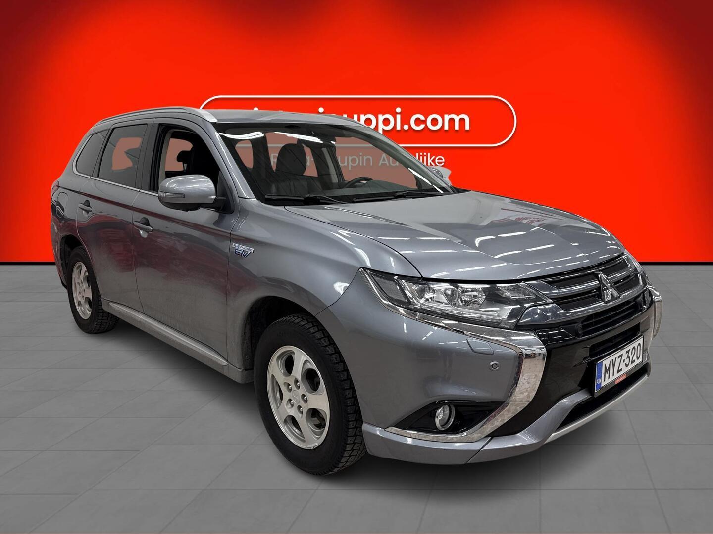 MITSUBISHI Outlander PHEV 2015