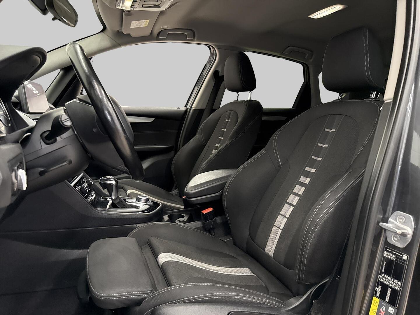 BMW 225 2018