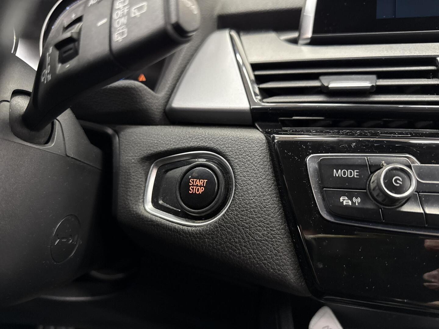 BMW 225 2018