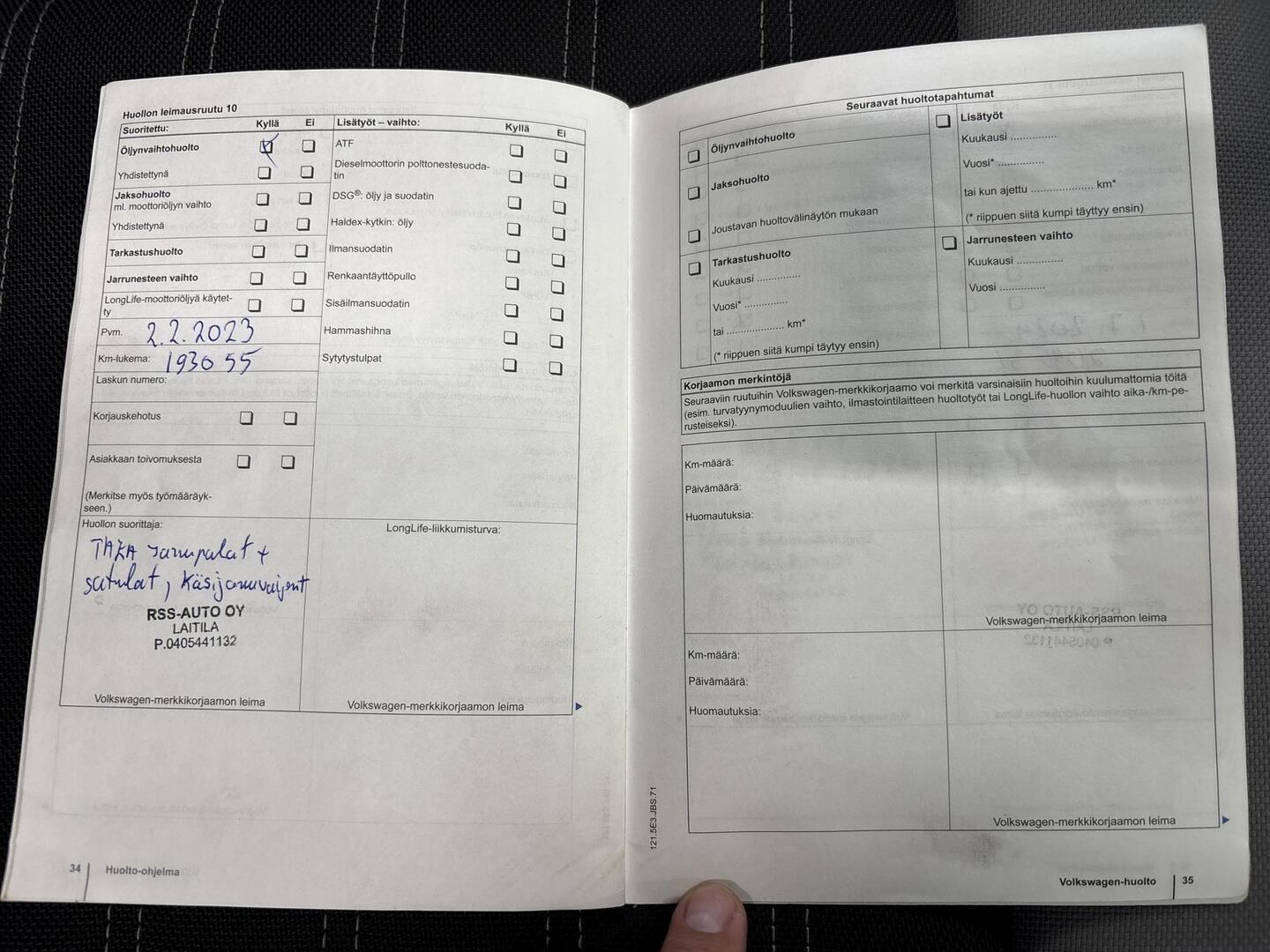 VOLKSWAGEN Jetta 2012