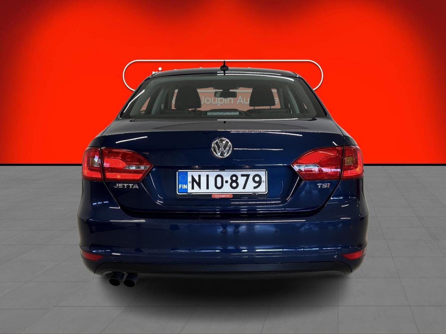 VOLKSWAGEN Jetta 2012