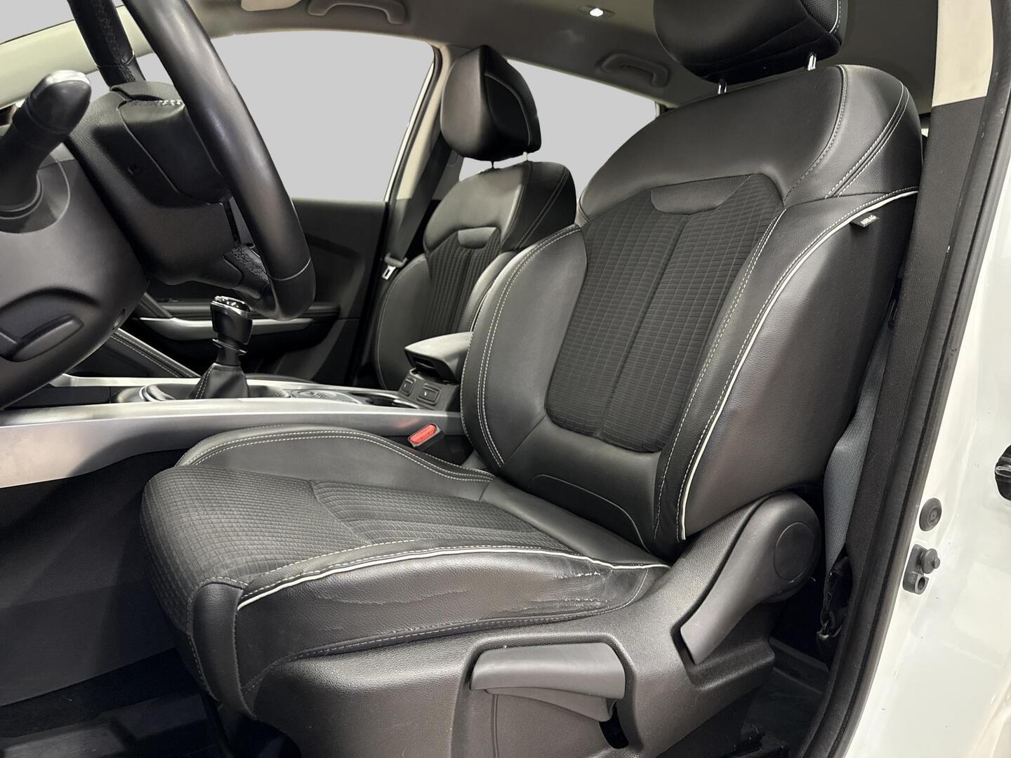 RENAULT Kadjar 2016