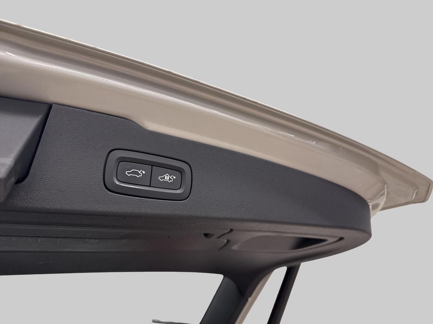 VOLVO V60 2018