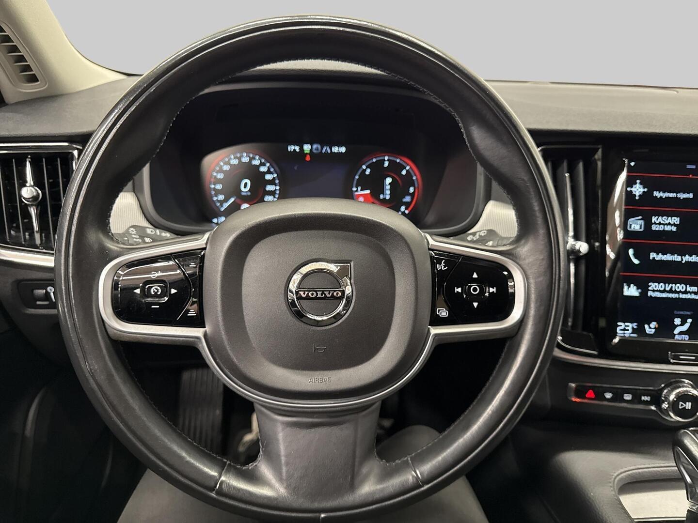VOLVO V90 Cross Country 2018