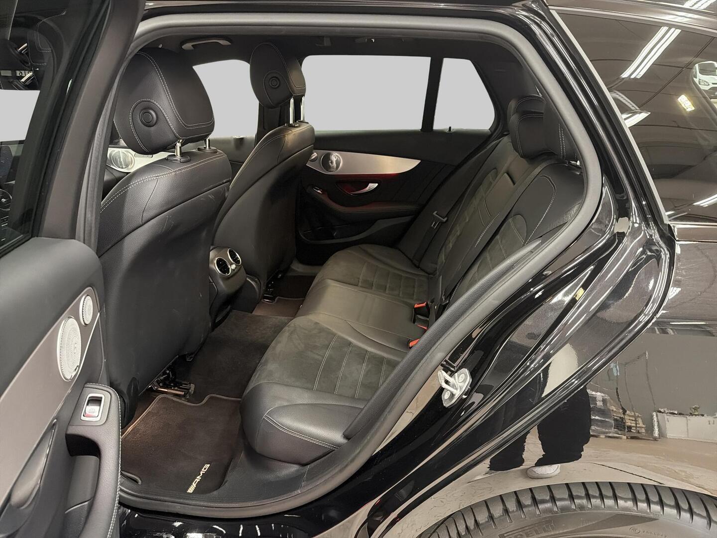 MERCEDES-BENZ C 2020