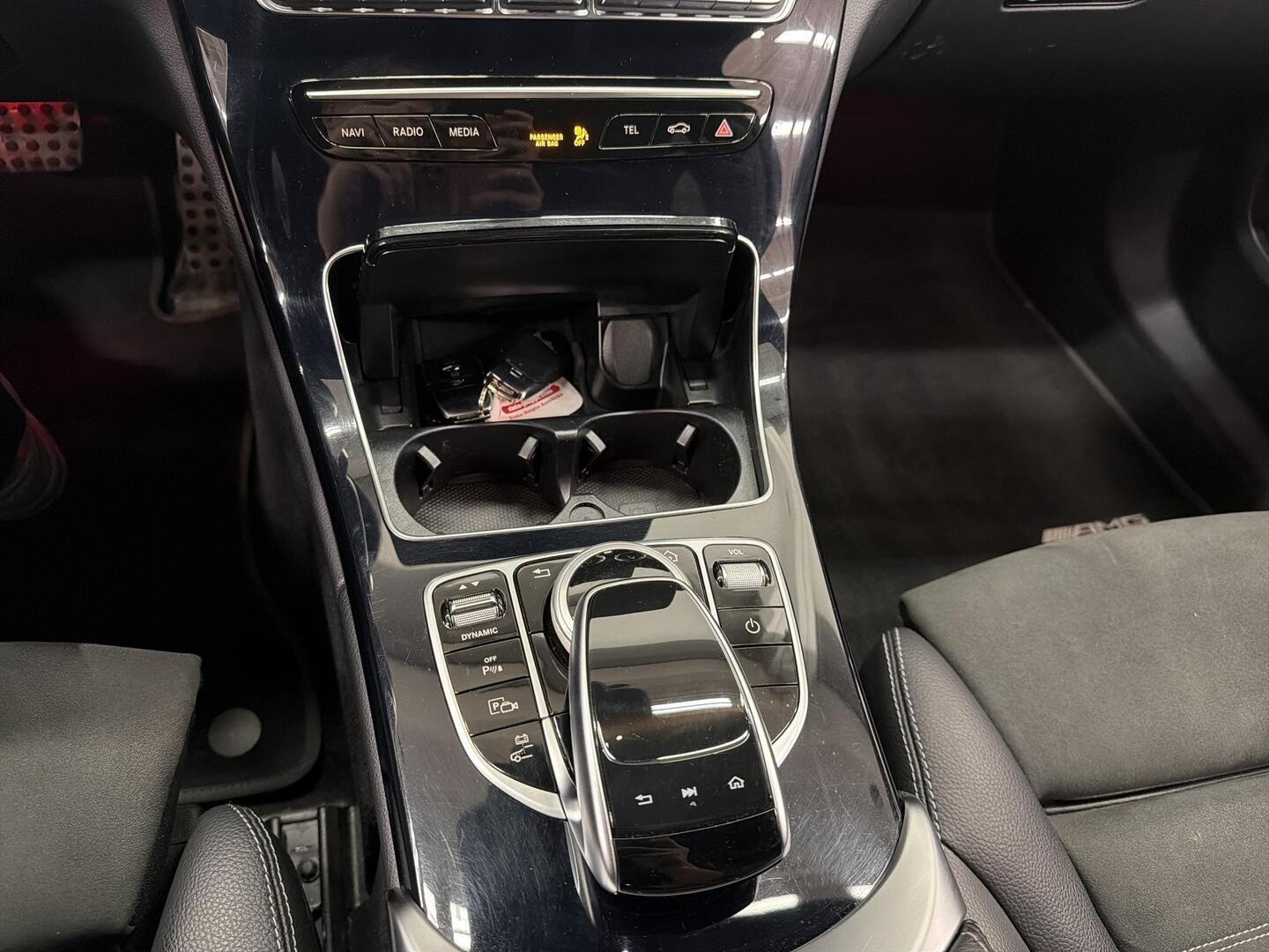 MERCEDES-BENZ C 2020