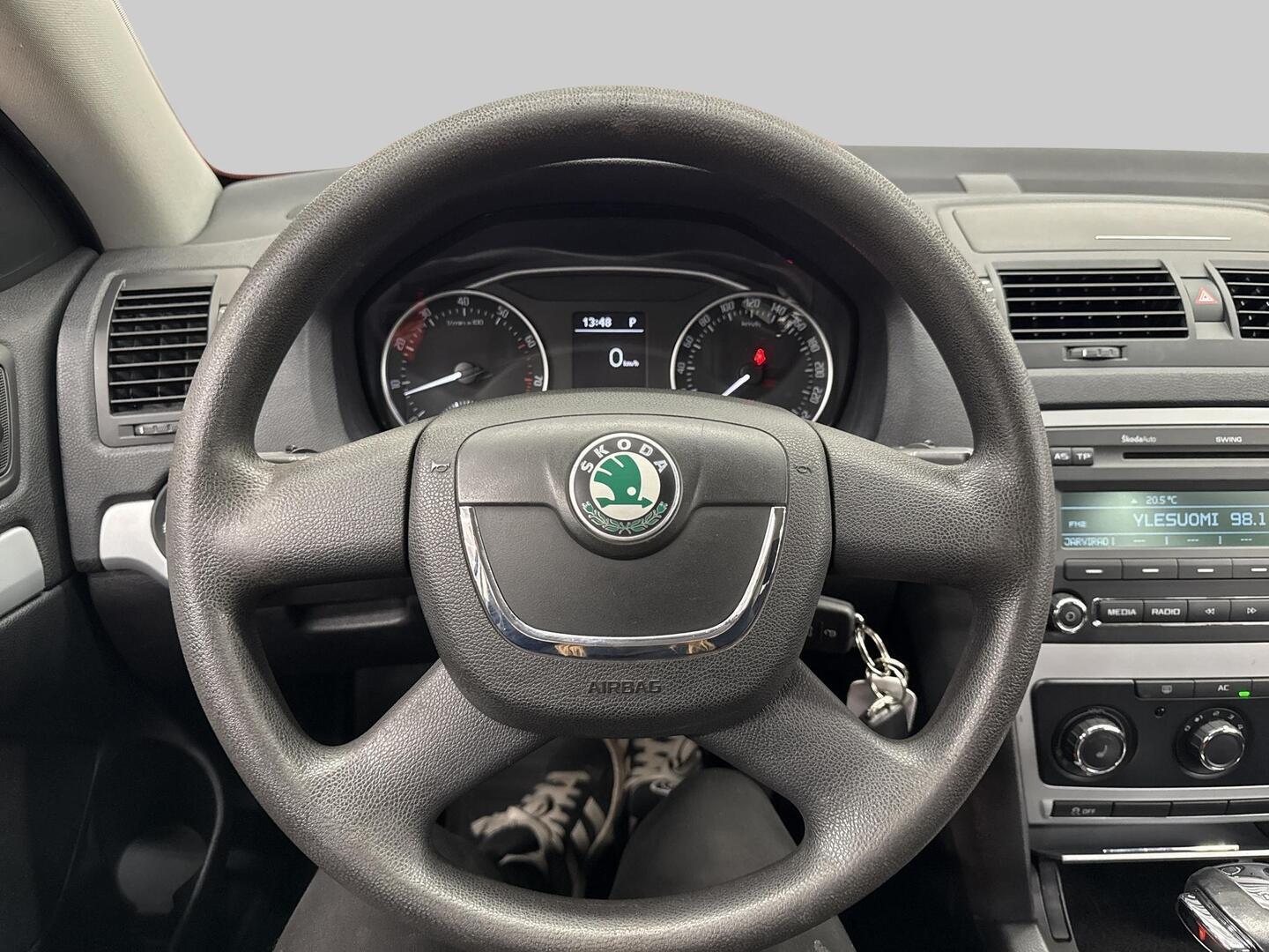 SKODA Octavia 2010