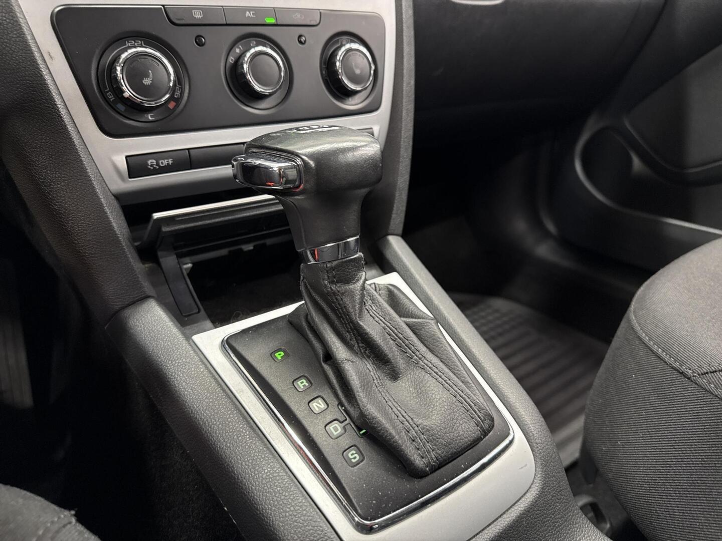 SKODA Octavia 2010