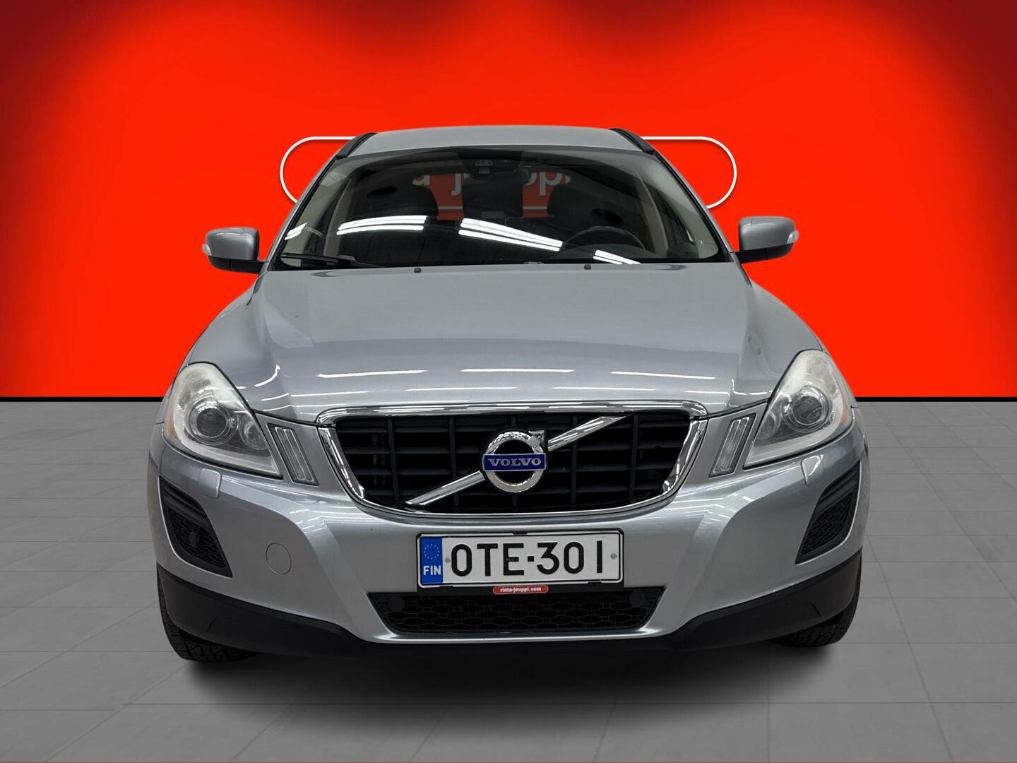 VOLVO XC60 2012