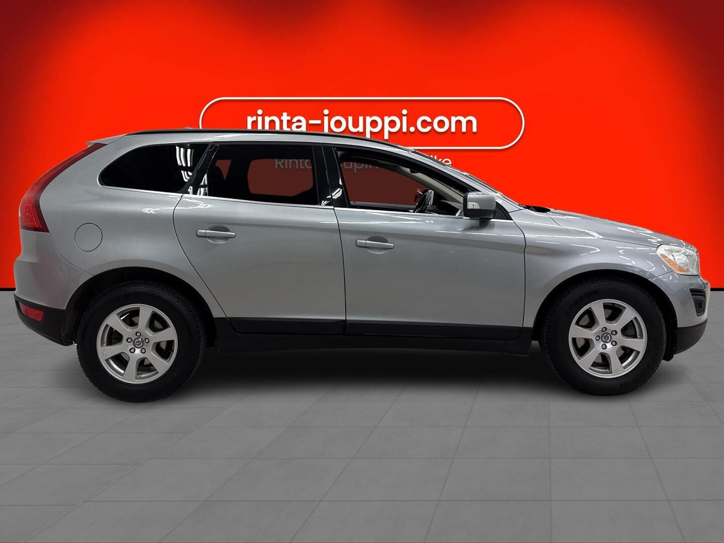 VOLVO XC60 2012