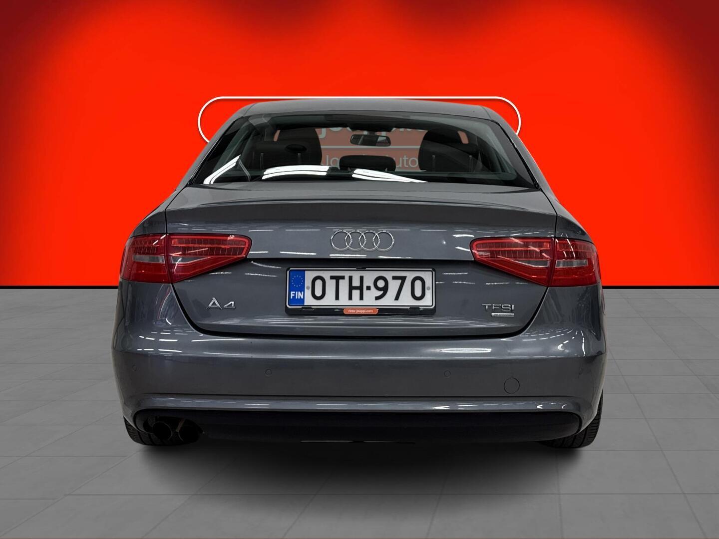 AUDI A4 2013