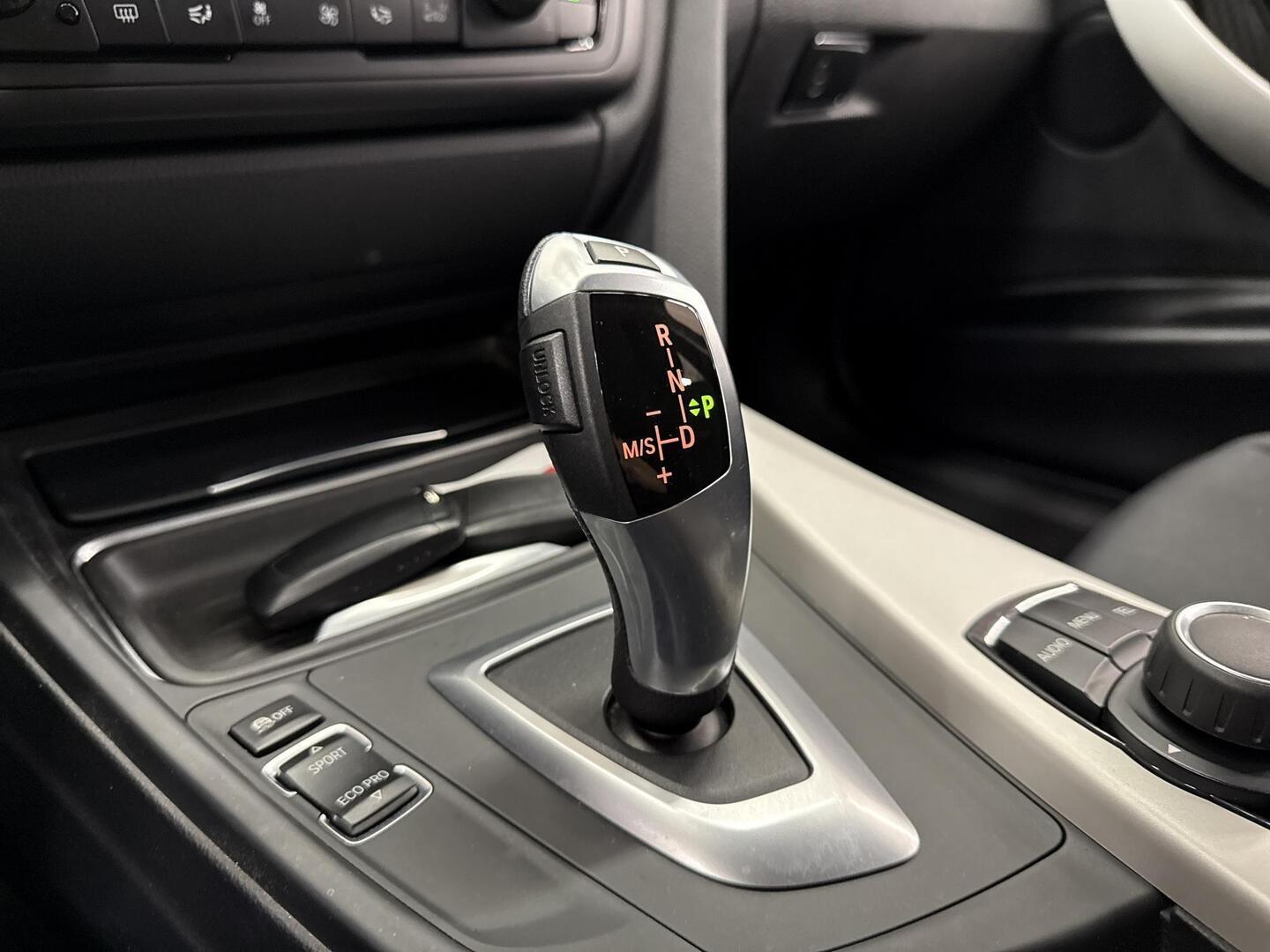 BMW 320 2013