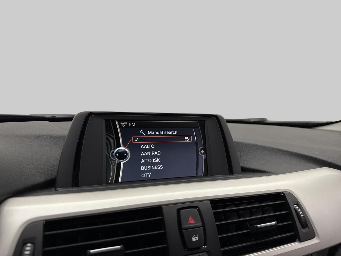 BMW 320 2013