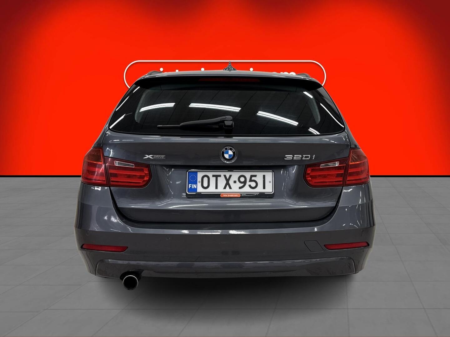 BMW 320 2013