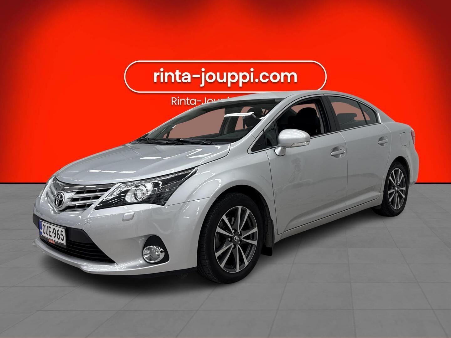 TOYOTA Avensis 2013