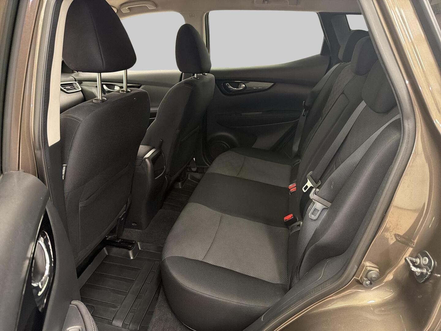 NISSAN Qashqai 2017