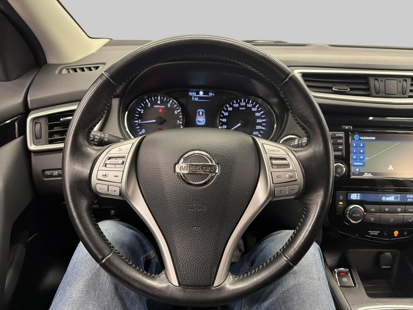 NISSAN Qashqai 2017