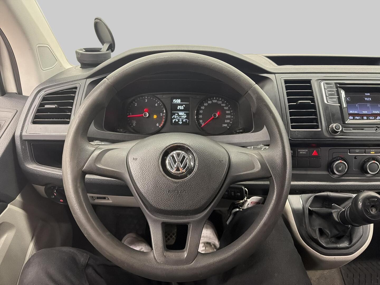 VOLKSWAGEN Transporter 2018