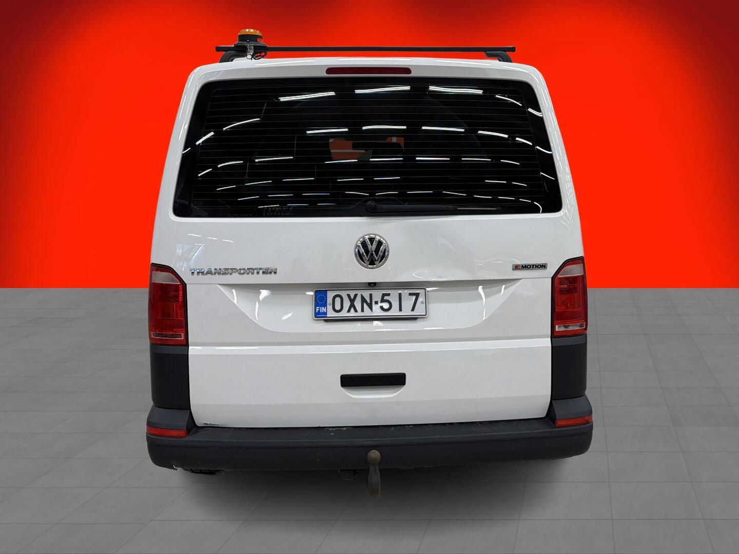 VOLKSWAGEN Transporter 2018
