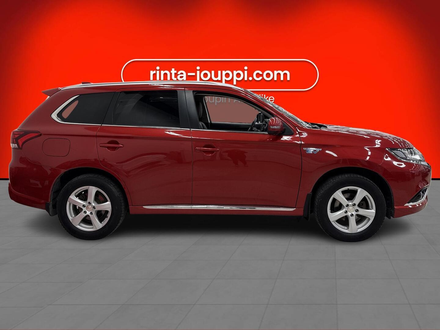 MITSUBISHI Outlander PHEV 2016