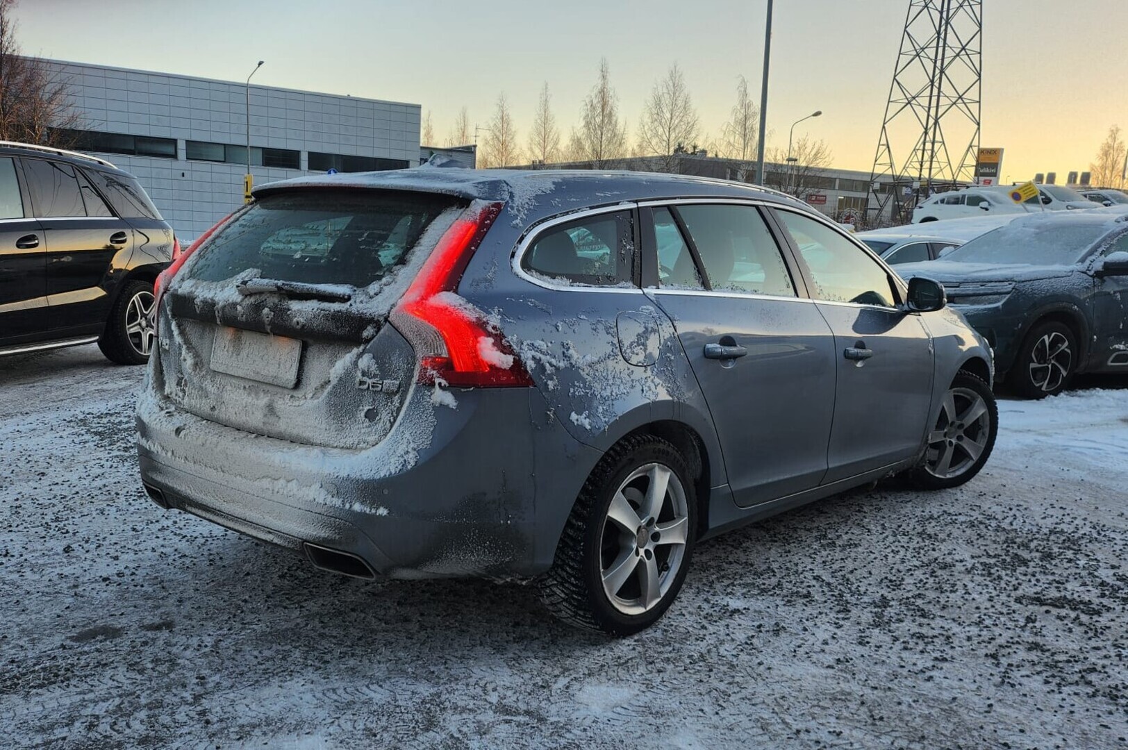 VOLVO V60 2018