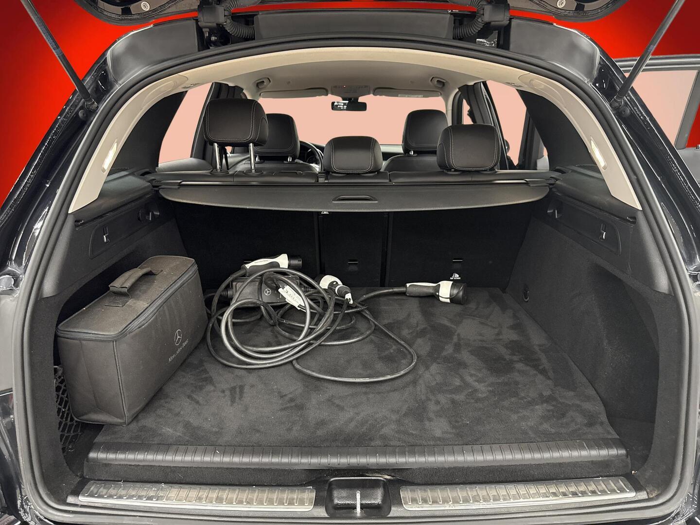 MERCEDES-BENZ GLC 2022