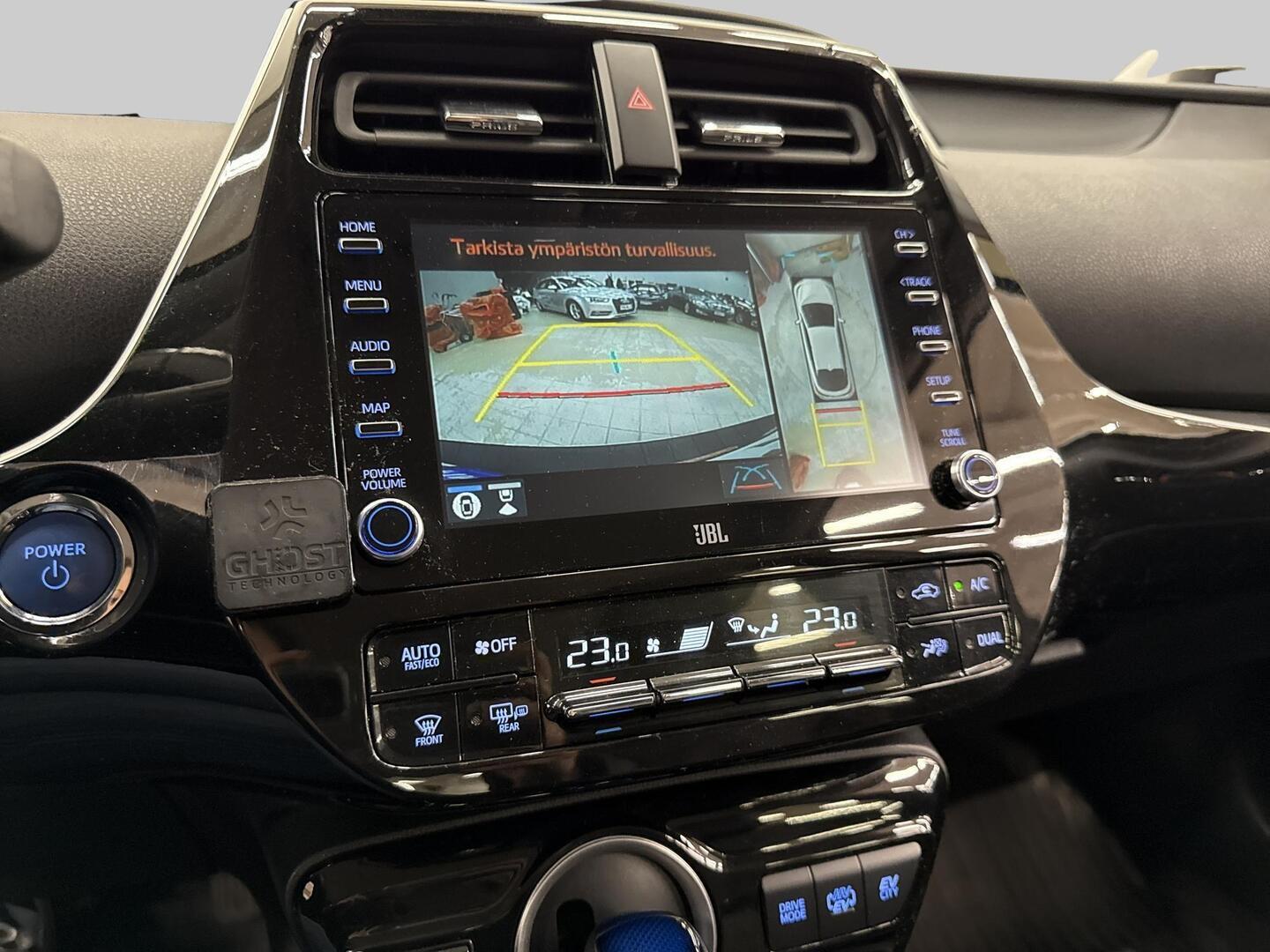 TOYOTA Prius Plug-in 2022