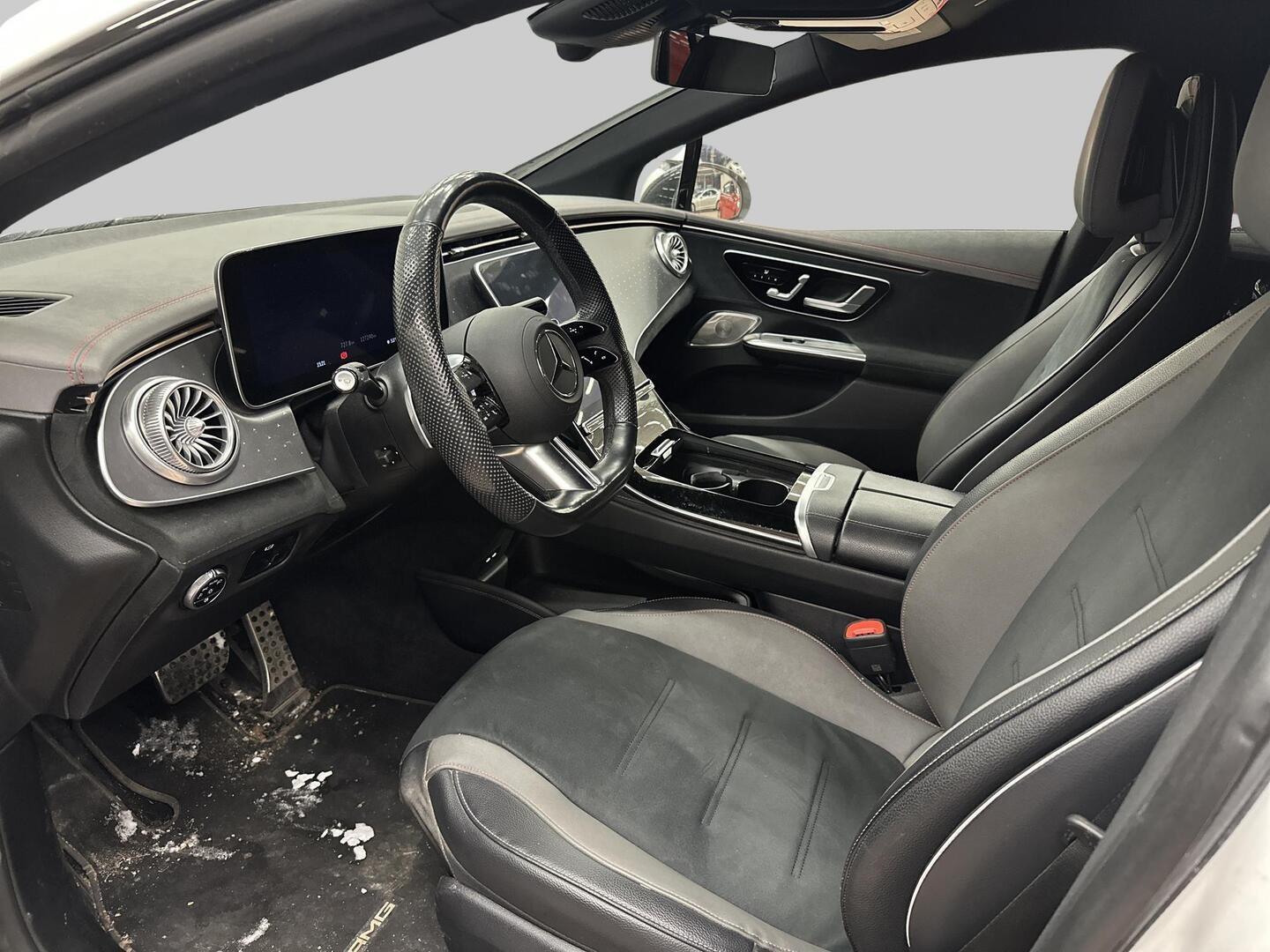 MERCEDES-BENZ EQE 2022