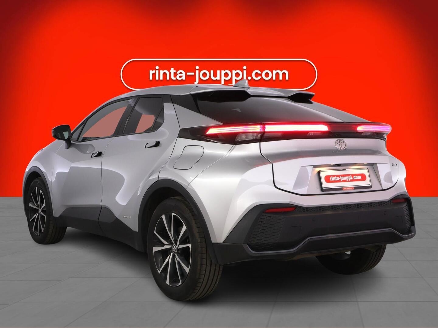 TOYOTA C-HR 2025