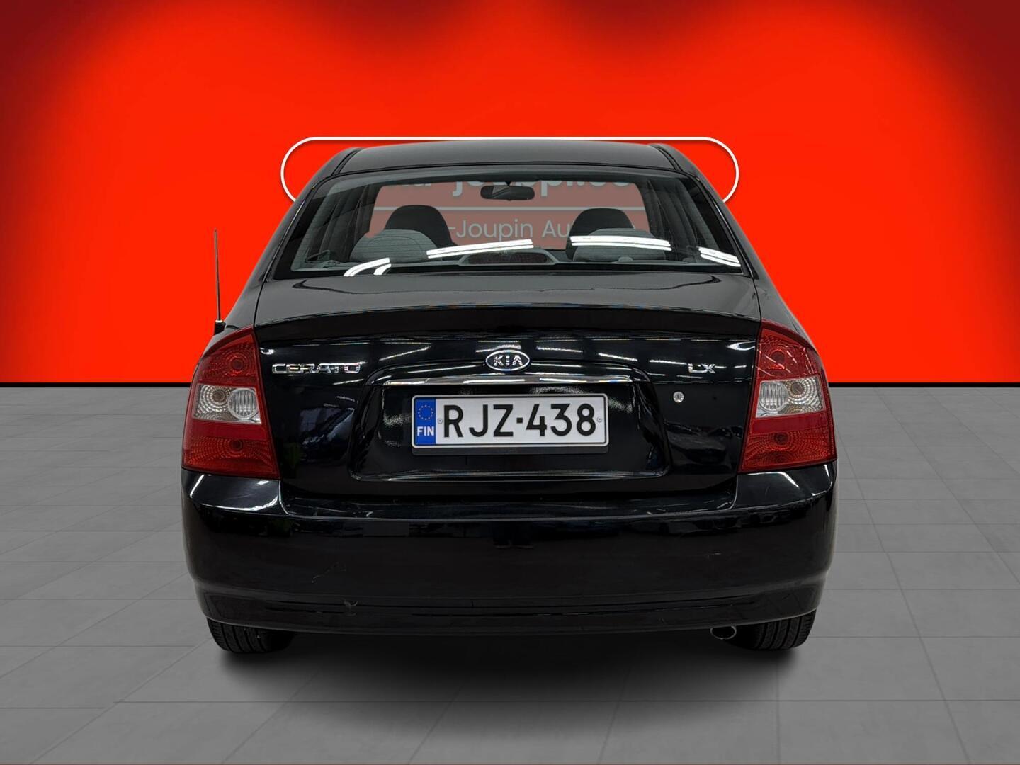 KIA Cerato 2005