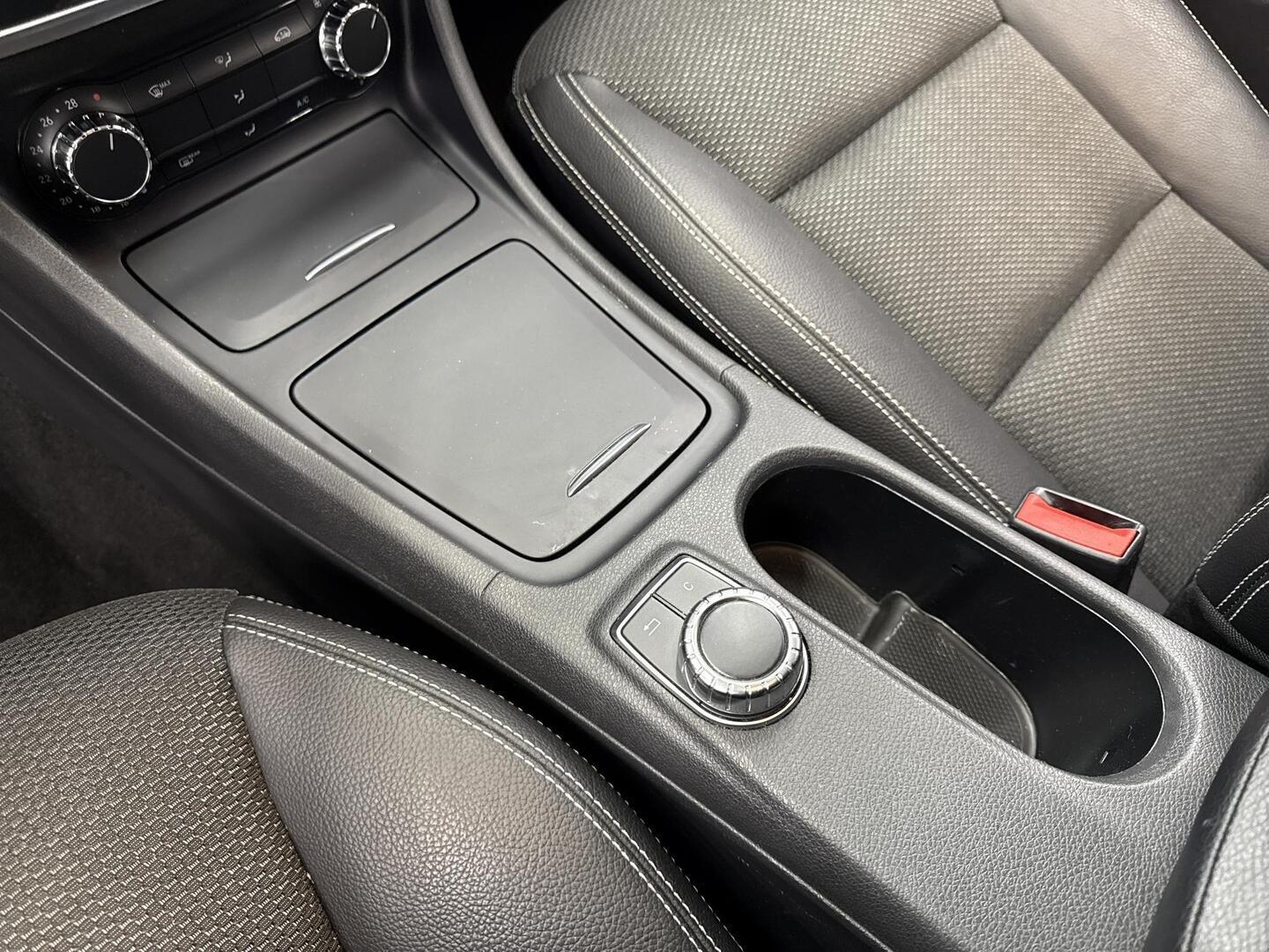 MERCEDES-BENZ CLA 2013