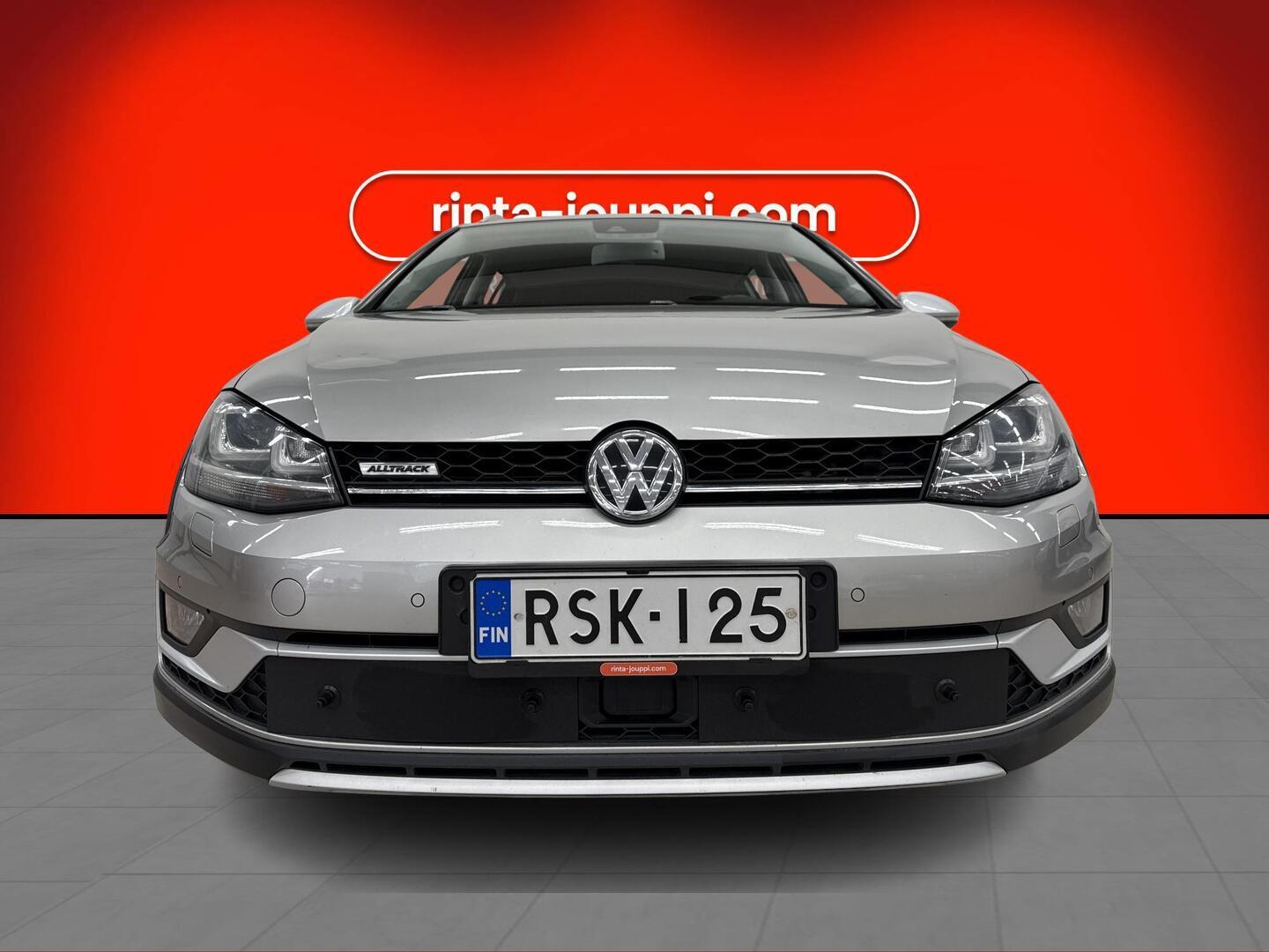 VOLKSWAGEN Golf 2016