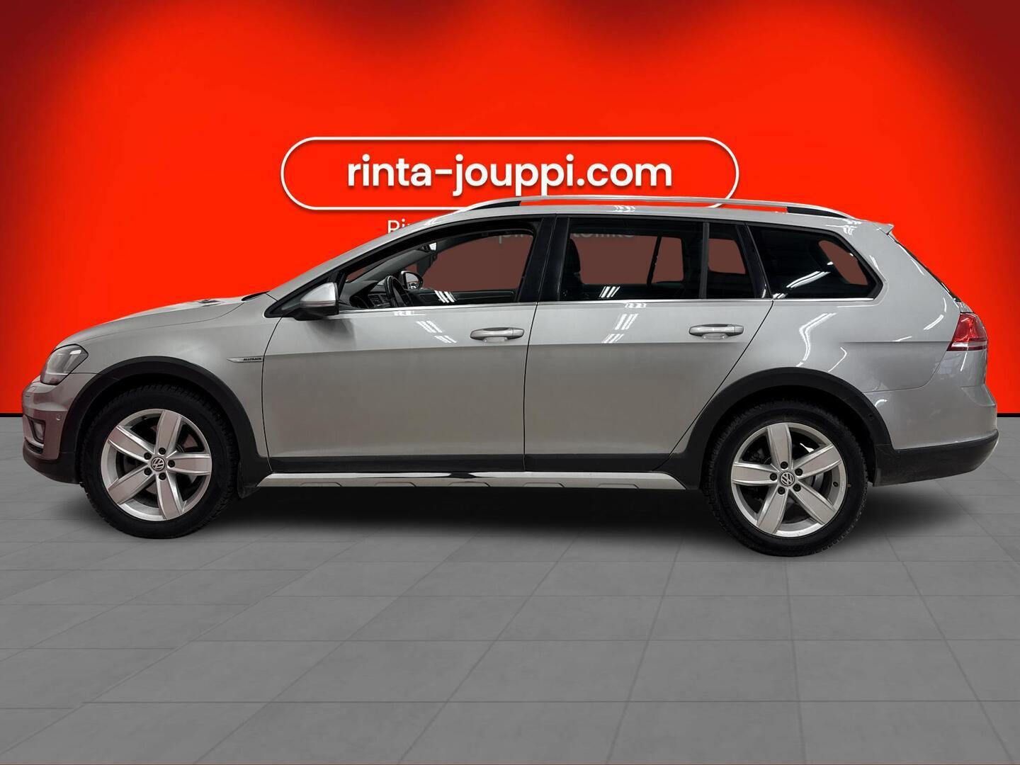 VOLKSWAGEN Golf 2016