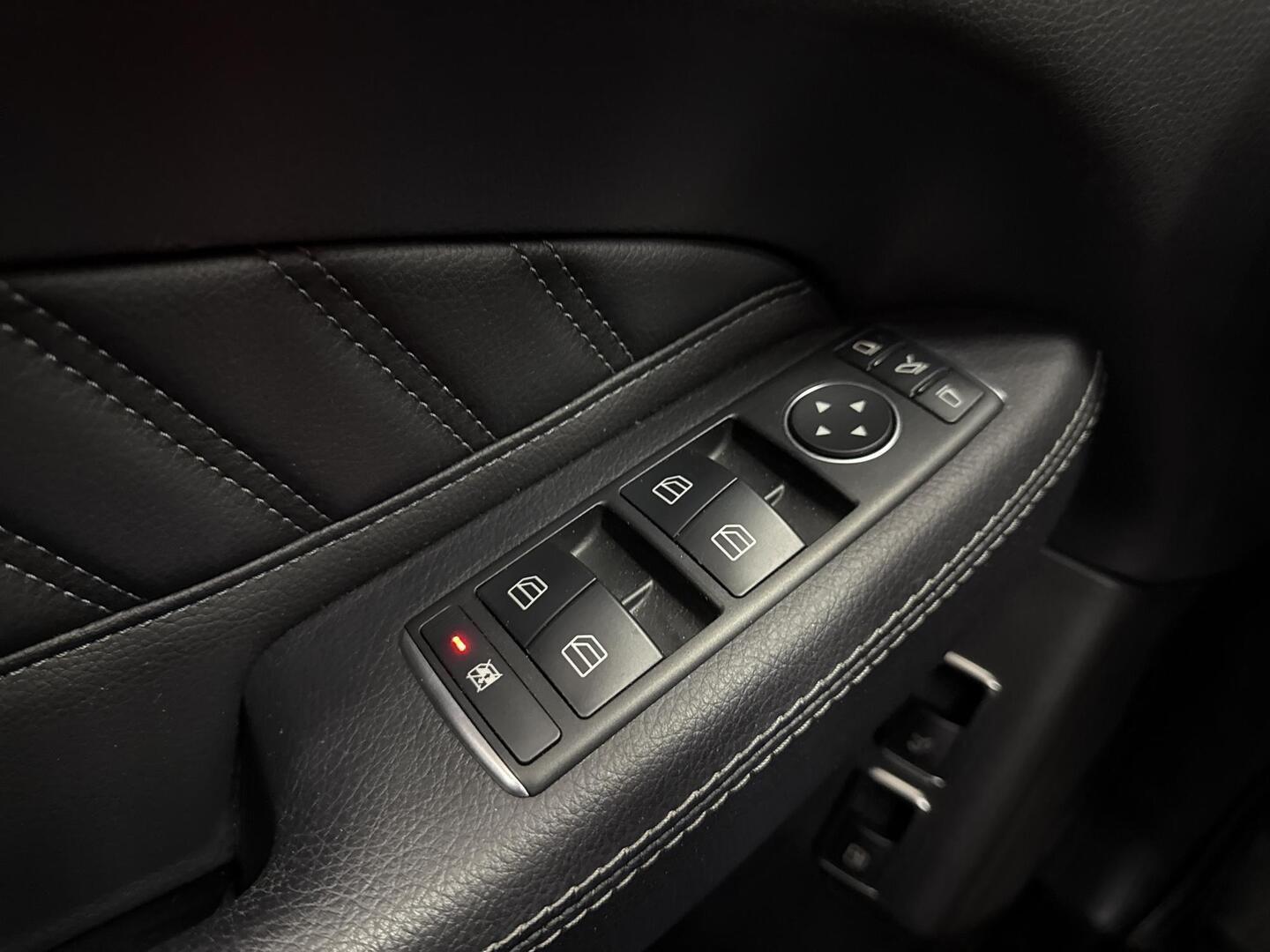 MERCEDES-BENZ GLE 2017