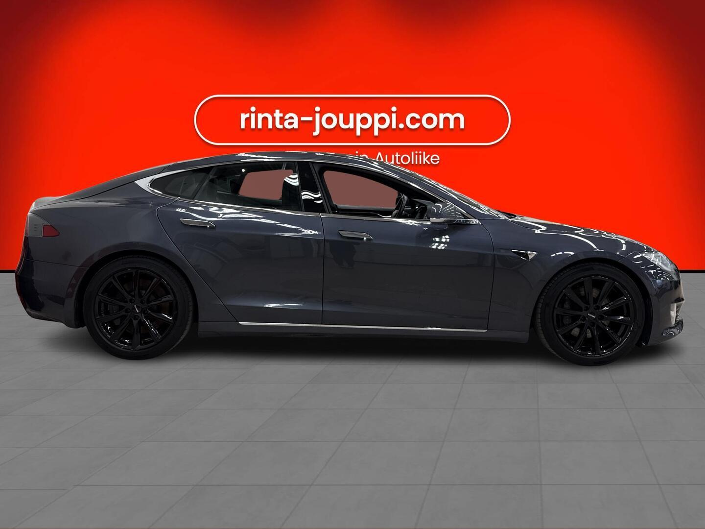 TESLA Model S 2017