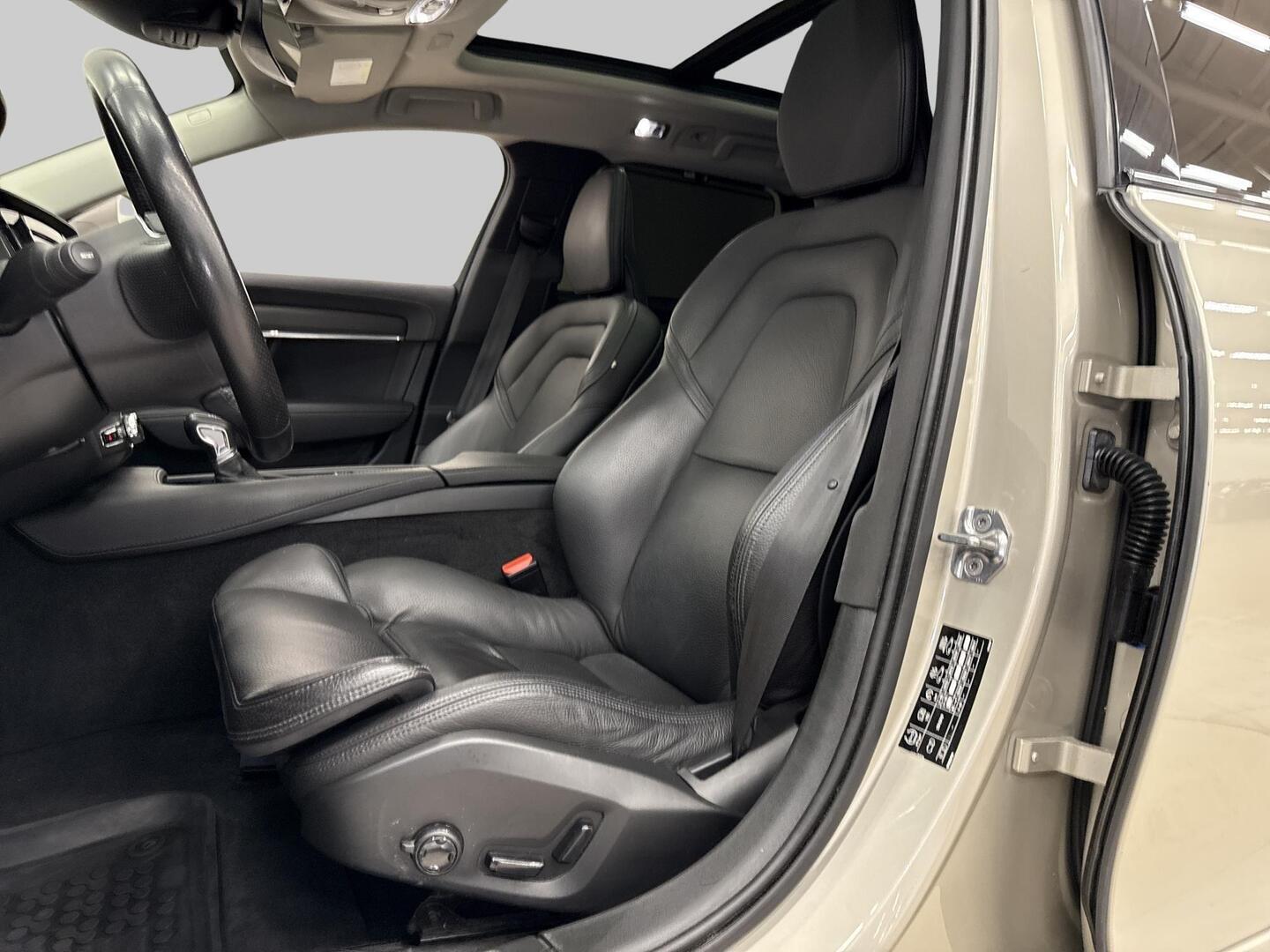 VOLVO V90 Cross Country 2019