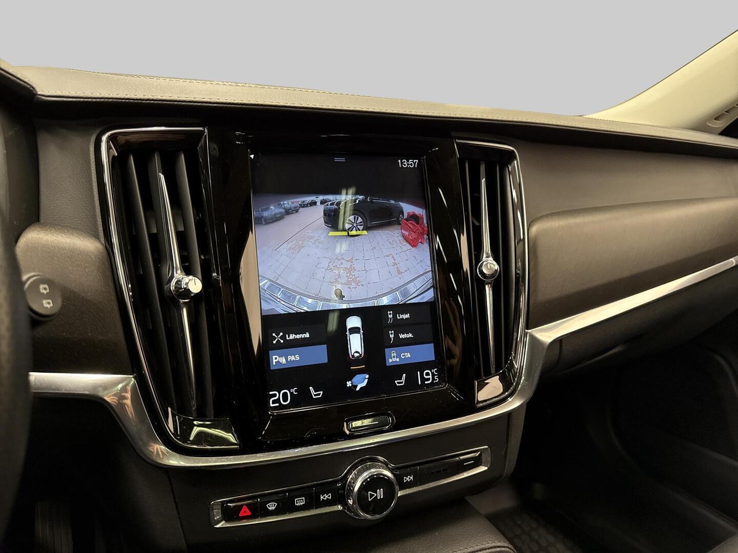 VOLVO V90 Cross Country 2019