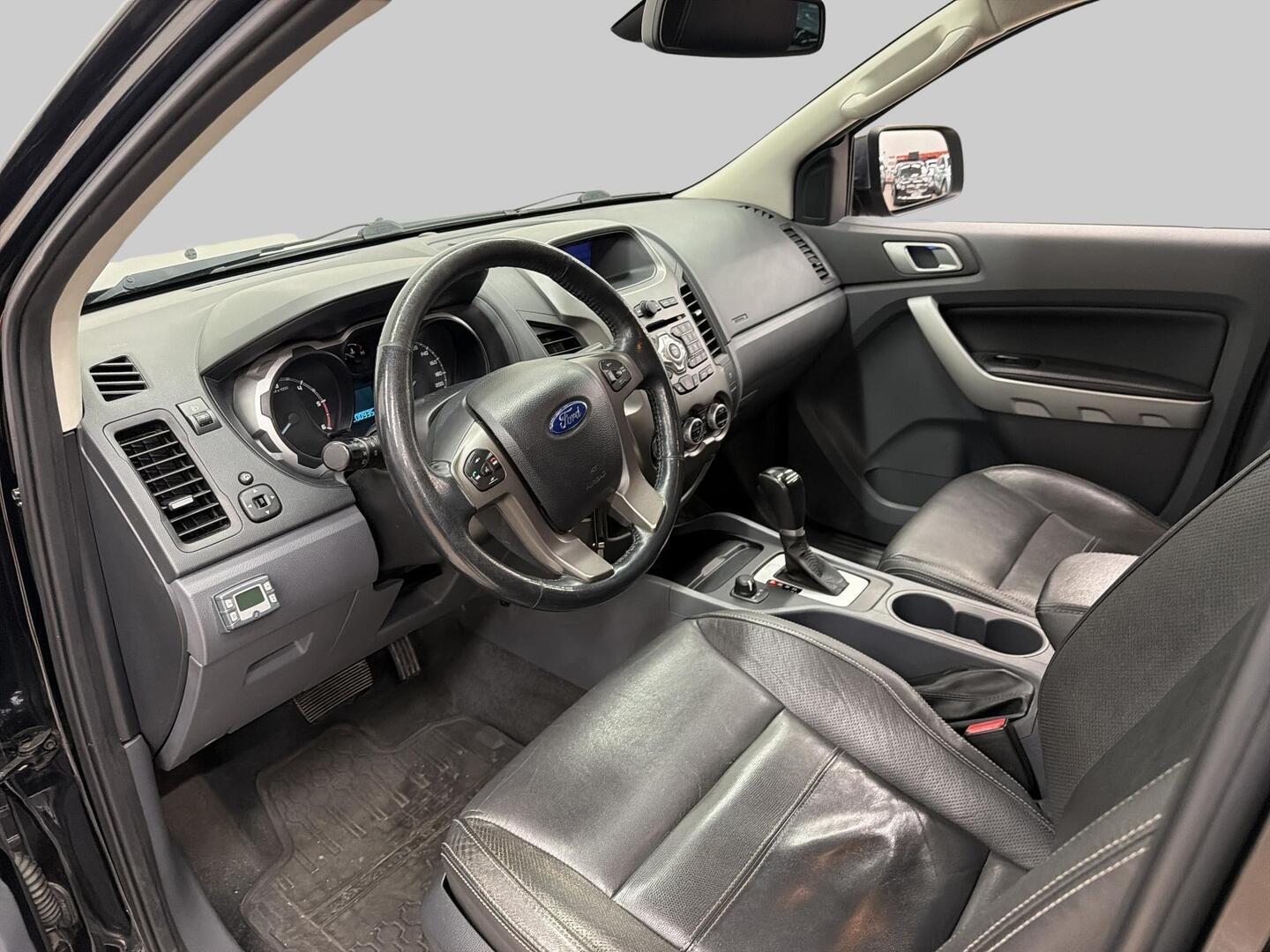 FORD Ranger 2012