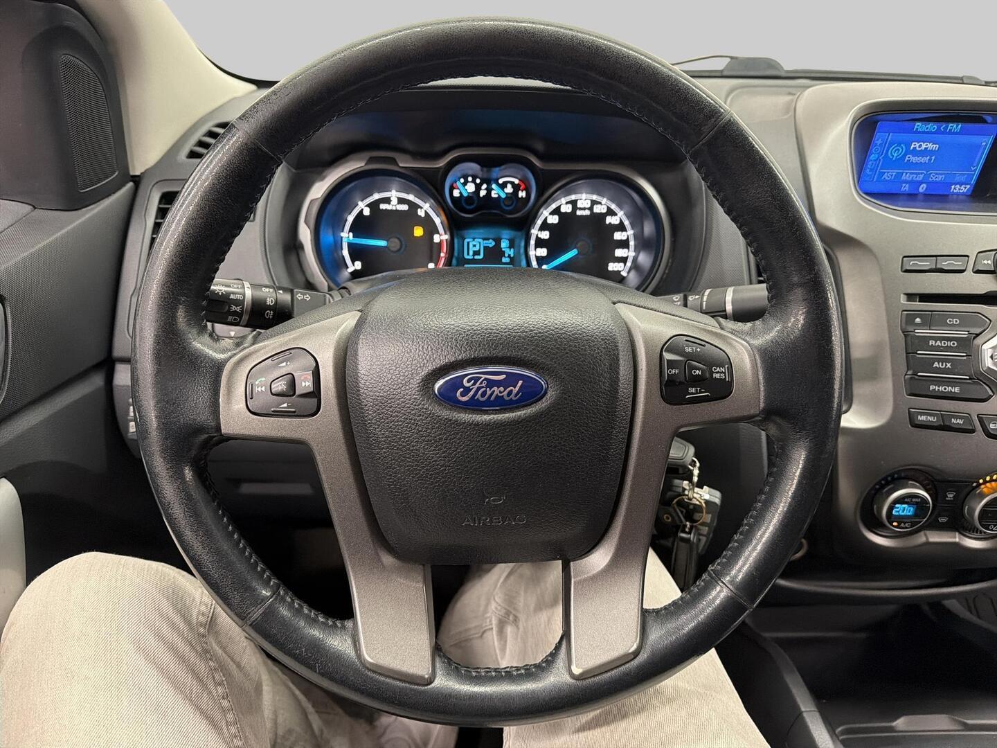 FORD Ranger 2012