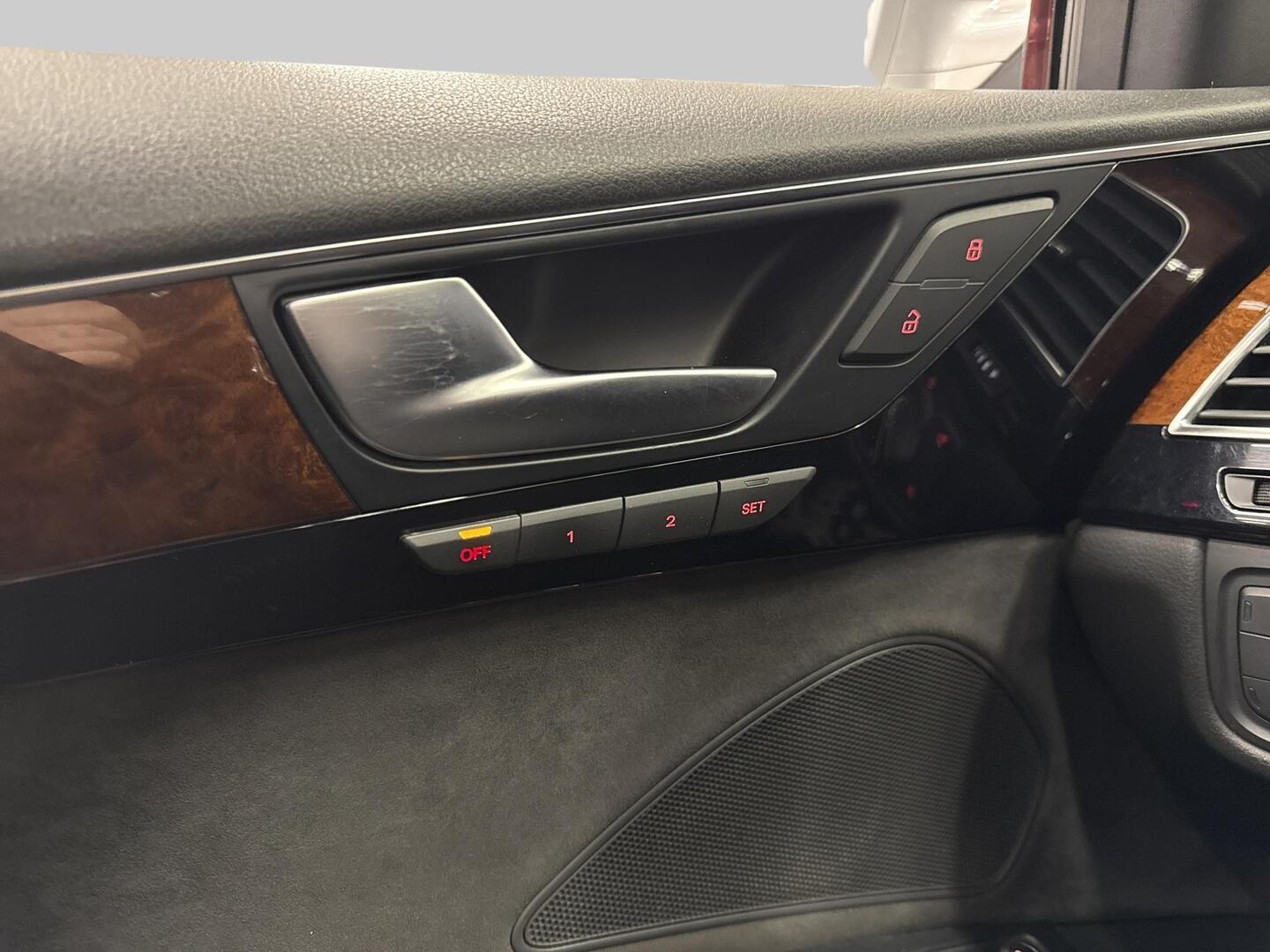 AUDI A8 2010