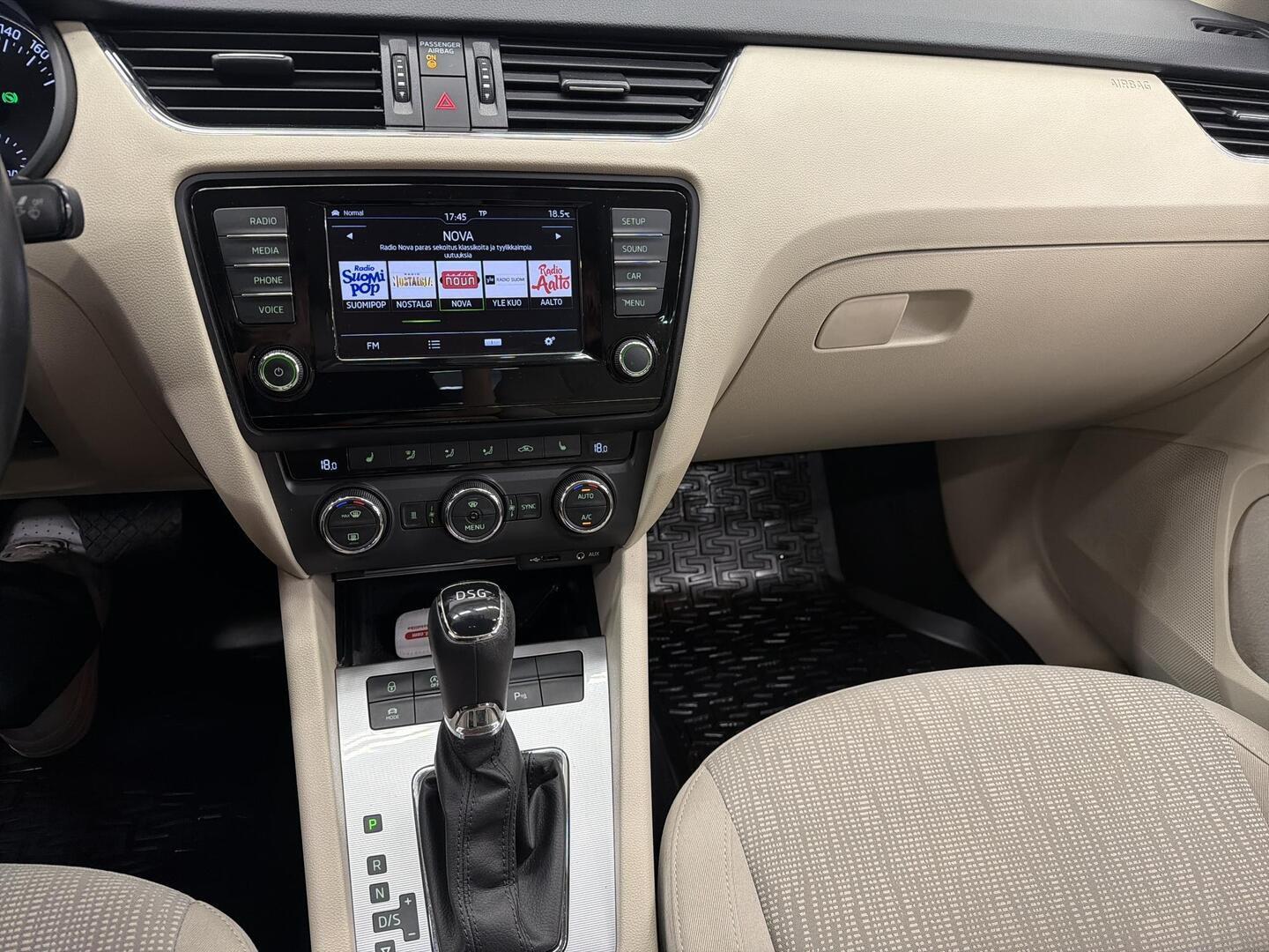 SKODA Octavia 2016