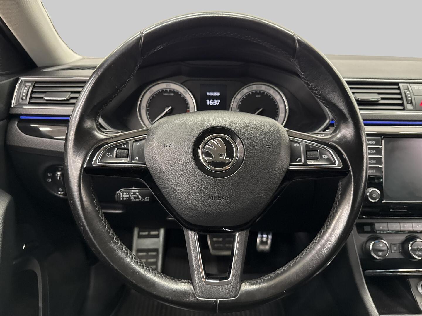 SKODA Superb 2017
