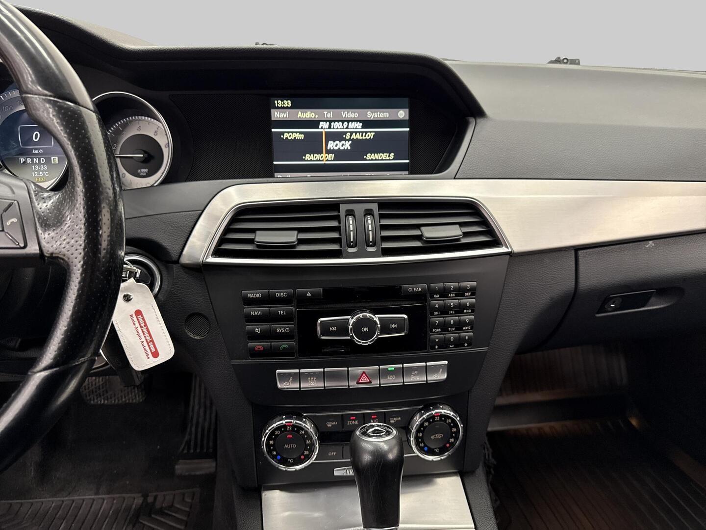 MERCEDES-BENZ C 2011